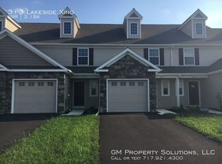313 Lakeside Xing, Mount Joy, PA 17552