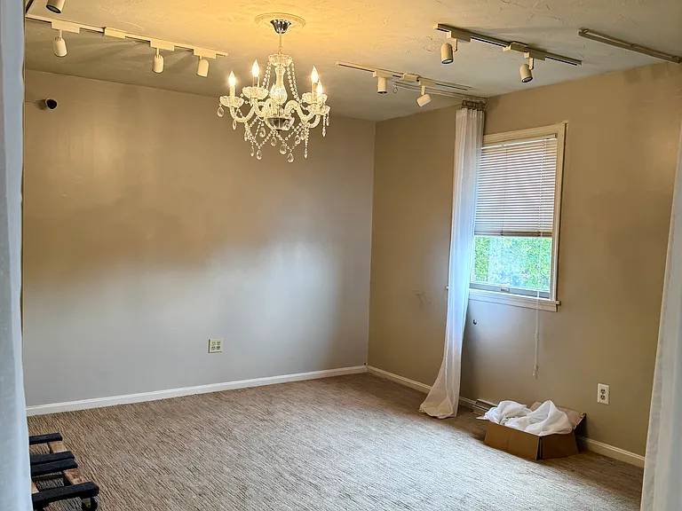 1230 Mount Rose Ave #2 — Photo 6