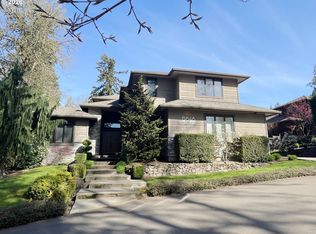 13648 Goodall Rd, Lake Oswego, OR