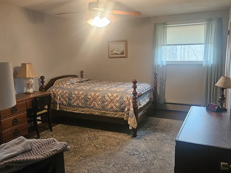 5240 Drury Ln — Photo 8