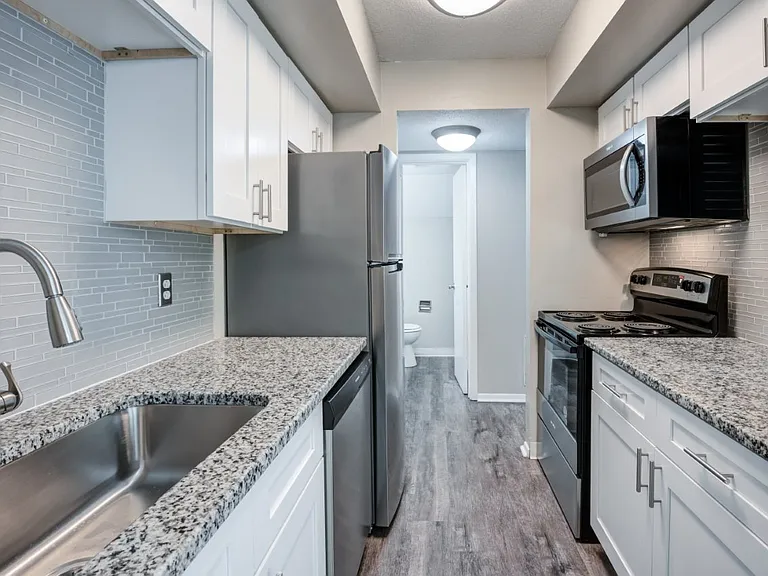 The Preserve on Allisonville Townhomes — Photo 1