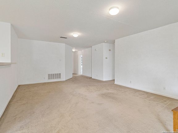 3rd image of 5302 Duke Field
