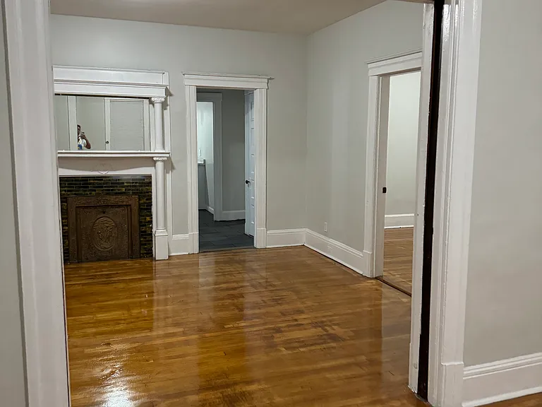 17 Stoneland Rd #1 — Photo 2