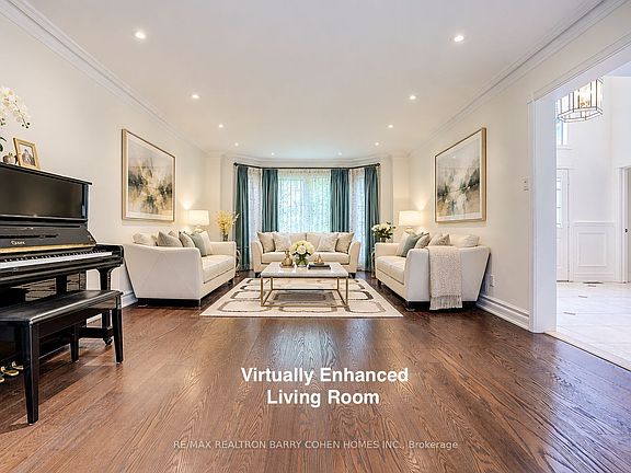 5th image of 44 Prince Edward Blvd