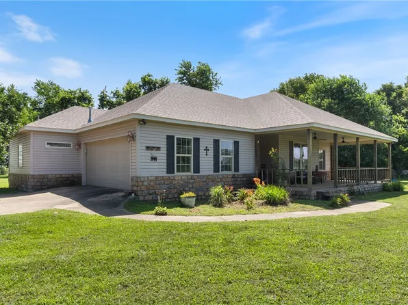 15890 Mariano Rd, Bentonville, AR 72712