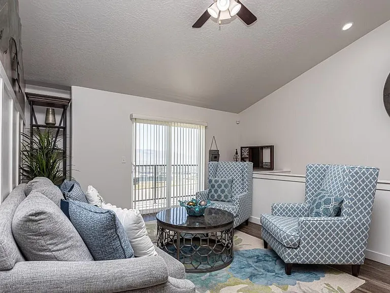 1400 N Morning Vista Rd #F124 — Photo 2