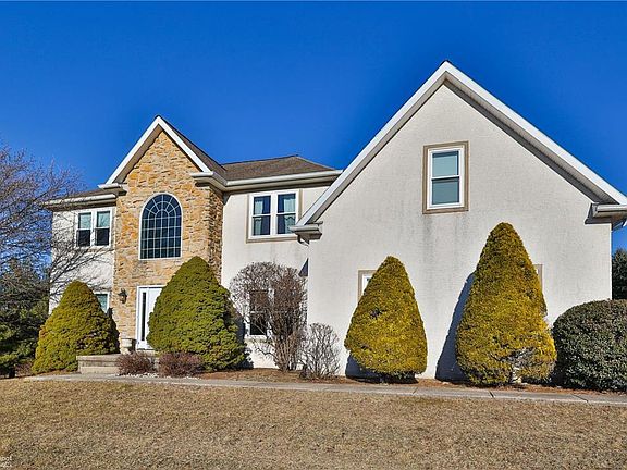 3rd image of 5307 Hoffman Dr S