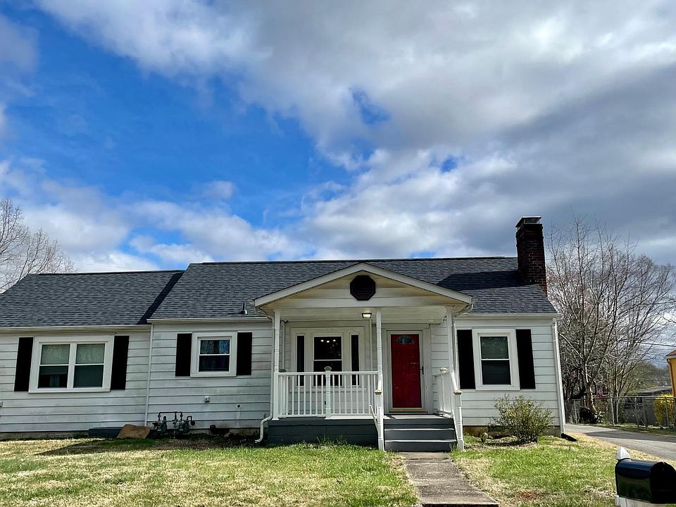 1st image of 2908 Arbor Pl NE