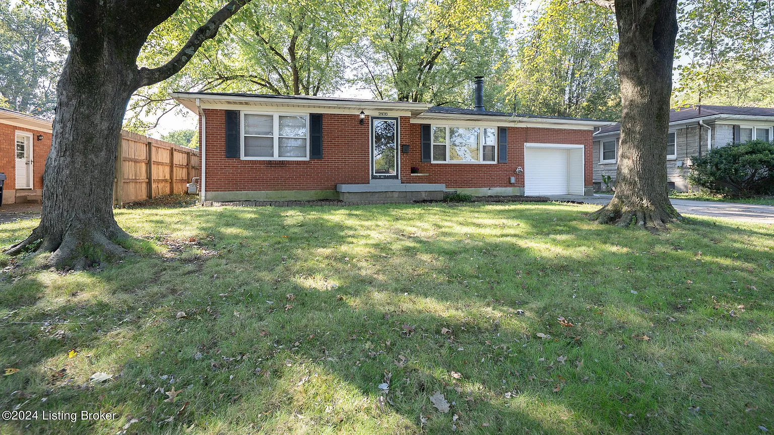 2408 Garrs Ln photo 1