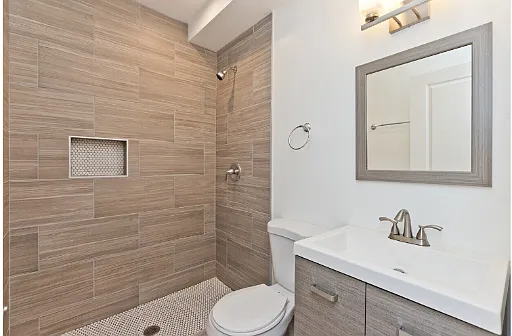 2509 N Clybourn Ave #1F — Photo 4