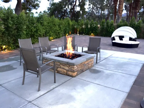 2250 S Bobolink Ln, Palm Springs, CA 92264