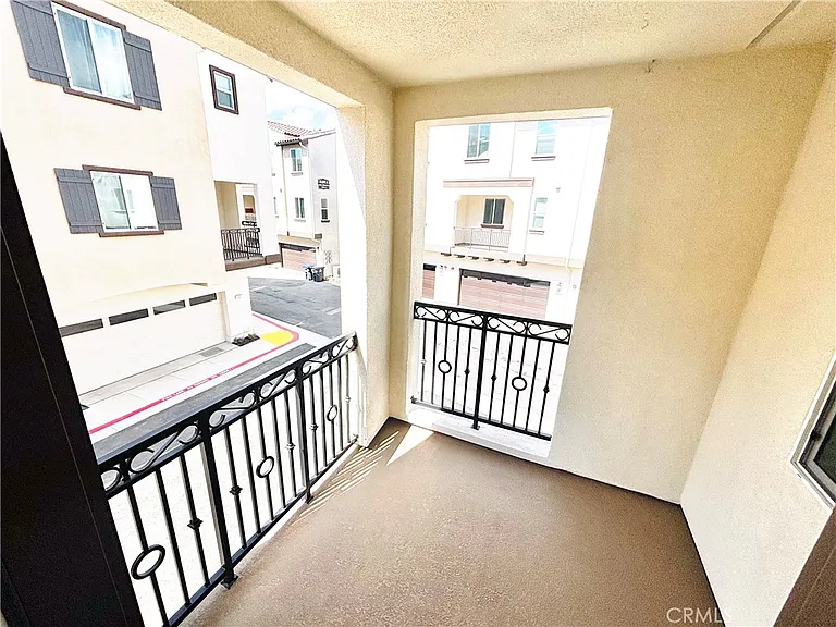 2450 E Agave St #1 — Photo 7