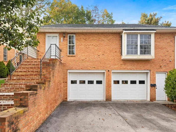 145 Justin Ln, Christiansburg, VA 24073