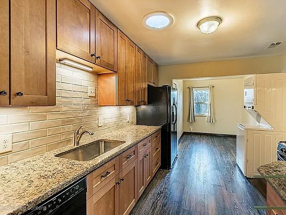 3rd image of 2763 S Julian St