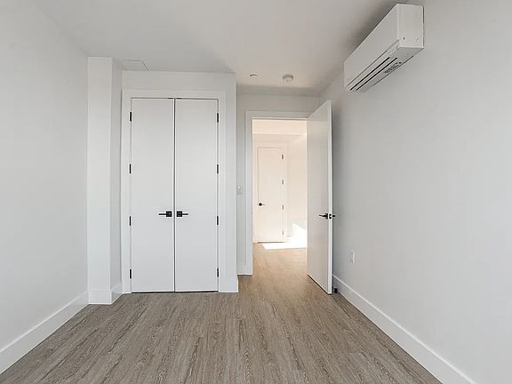 3rd image of 1351 Brooklyn Ave #7B
