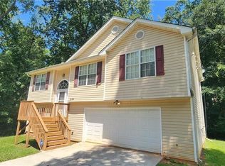 2184 Hampton Trl SE, Conyers, GA