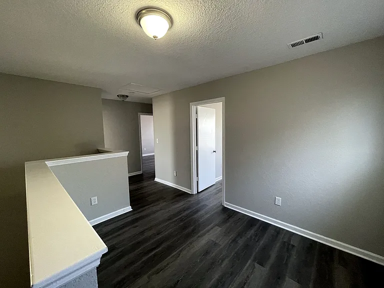 228 Whitestone Dr NE — Photo 15