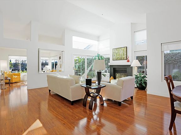 2nd image of 1970 Spyglass Cir