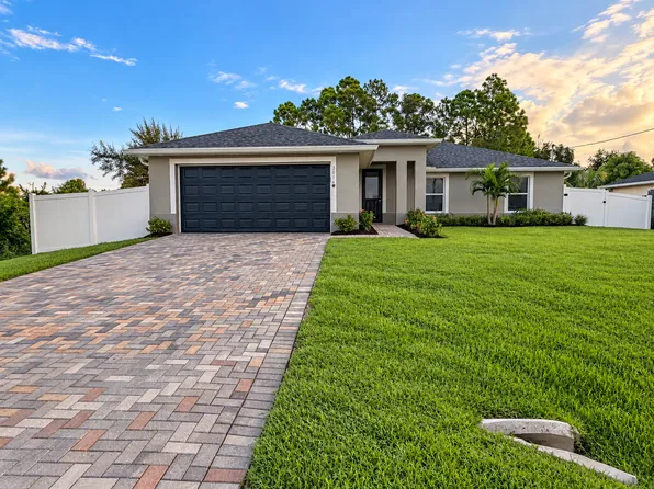 3014 37th St SW, Lehigh Acres, FL 33976