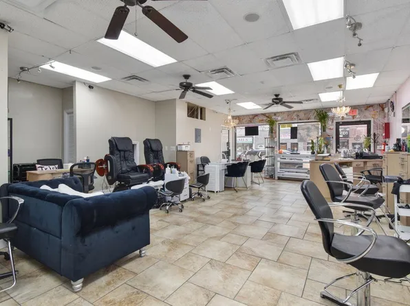 358 Broadway image 3 of 14