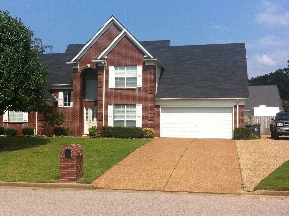 1st image of 120 Oaks Edge