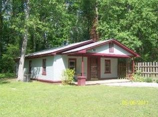 103 Carline St, Gloverville, SC 29828