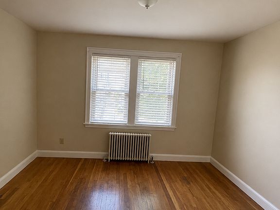 4th image of 116 Clay St #1-L