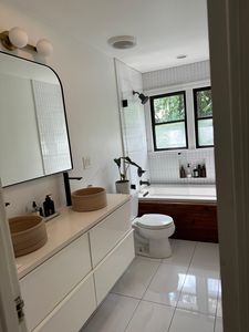 1802 E Henry Ave, Tampa, FL, 33610