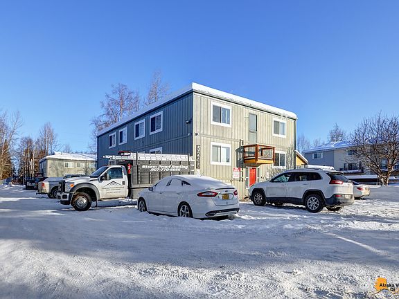 3rd image of 5205 E 26th Ave #10