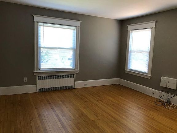 3rd image of 16 Midland Ave #8154