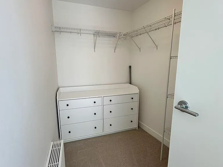 8940 University Cres #404 — Photo 7