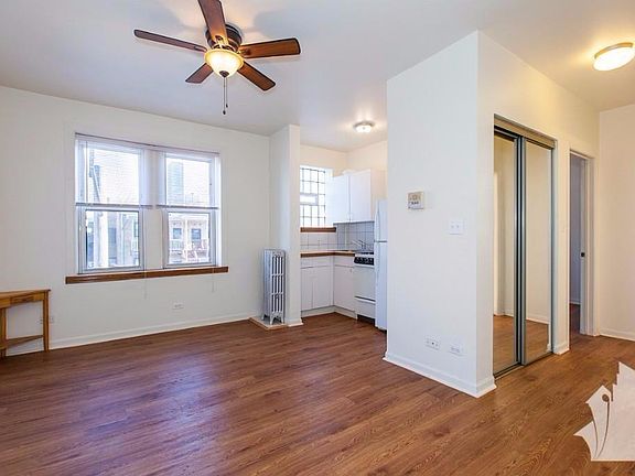 5th image of 4031 N Kenmore Ave APT 414L