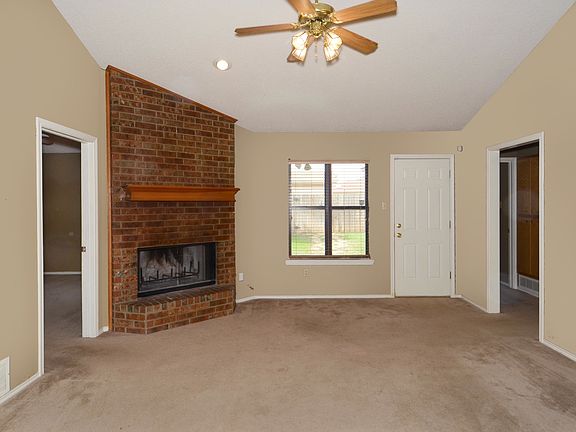 5th image of 5825 2nd St