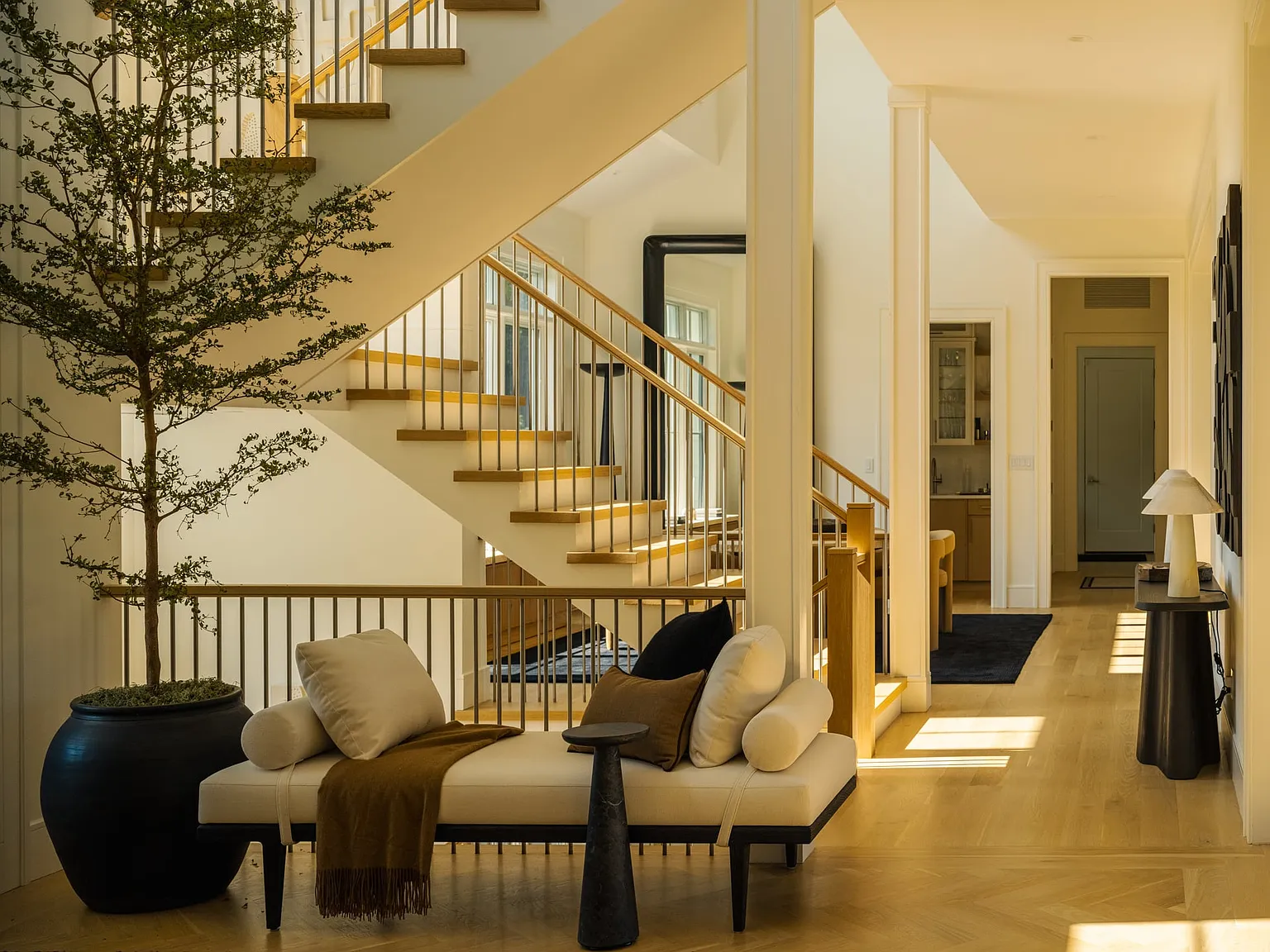 Stylish Transitional in Farm Country Water Mill — Photo 3