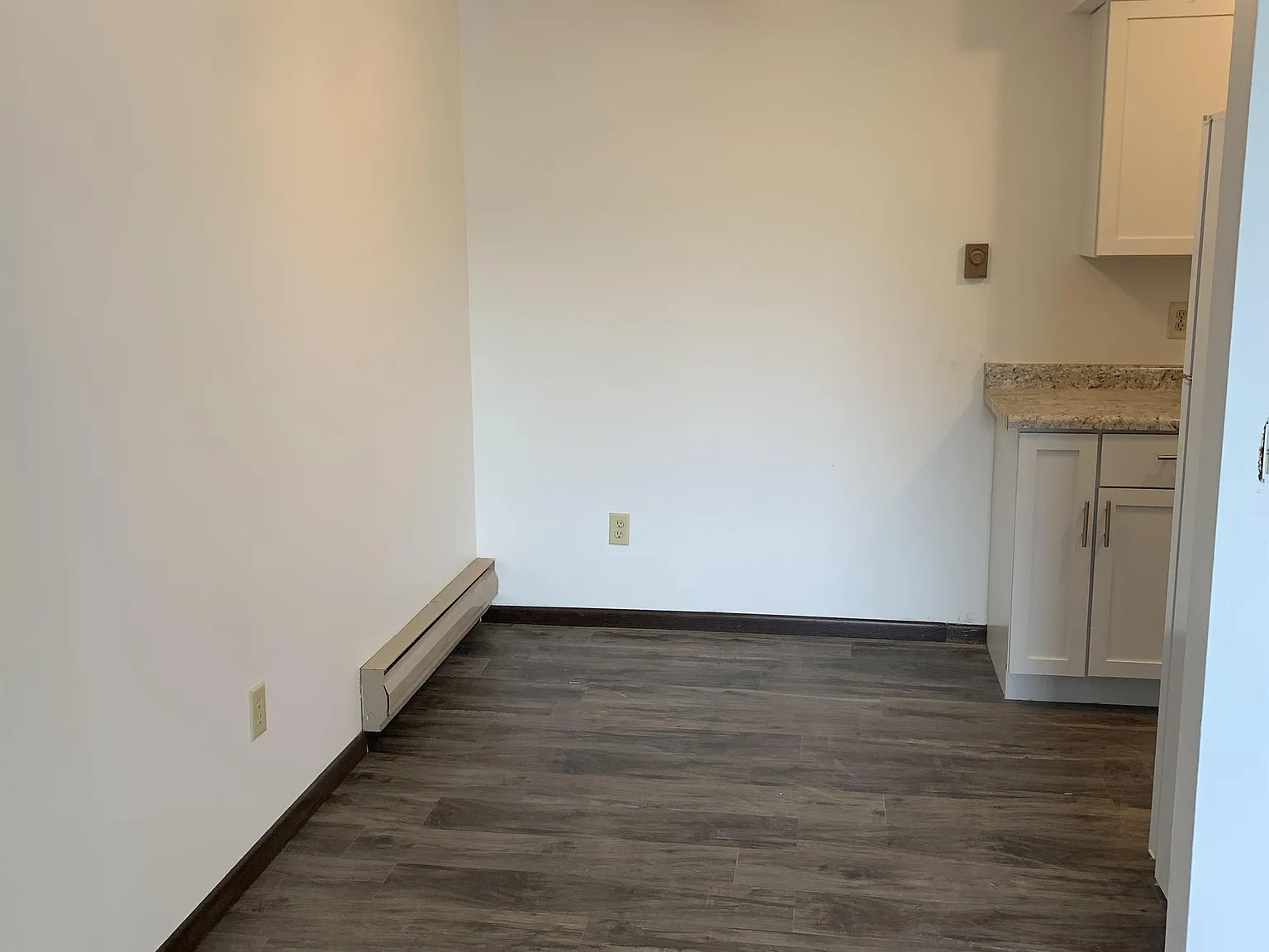 717 E Garland St - 8 — Photo 3