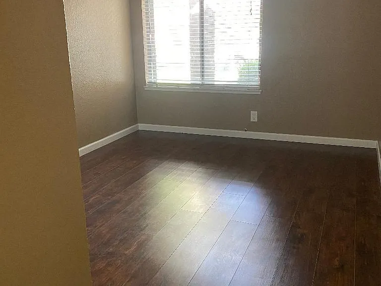 Master Bedroom with Full bath