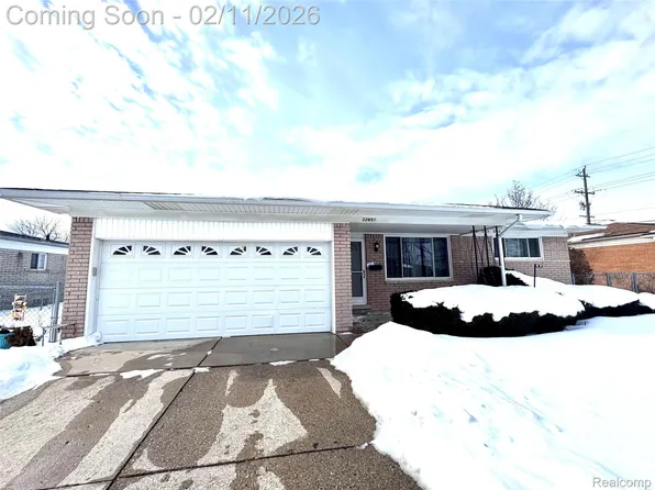32851 Rugby Dr, Warren, MI 48088