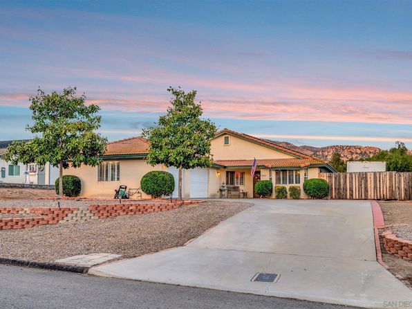 24165 Del Amo Rd, Ramona, CA 92065