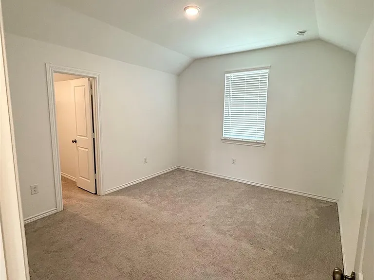 15826 Dove Hollow Dr — Photo 19