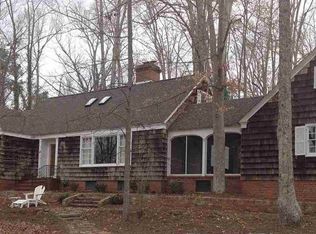 1040 Riverview Dr, Spartanburg, SC 29307