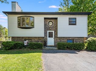 2409 Rona St, Cary, IL 60013