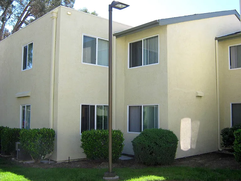 Westview Terrace — Photo 10