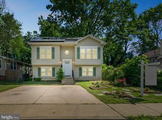 4816 Leroy Gorham Dr, Capitol Heights, MD