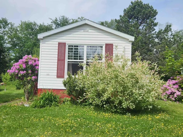 105 Mariner Dr, Charlottetown, PE C1C 1M2