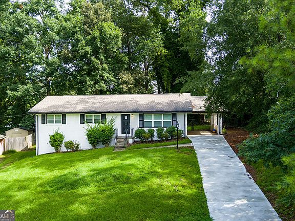 2nd image of 3130 Gay Dr