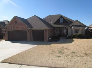 1317 Brice Dr, Moore, OK 73160