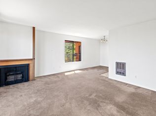 98 Parkridge Dr APT 202, San Francisco, CA 94131