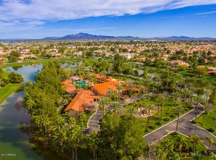 1 E Oakwood Hills Dr, Chandler, AZ 85248