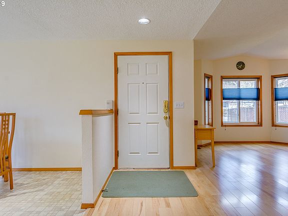 3rd image of 7092 SE Langwood St