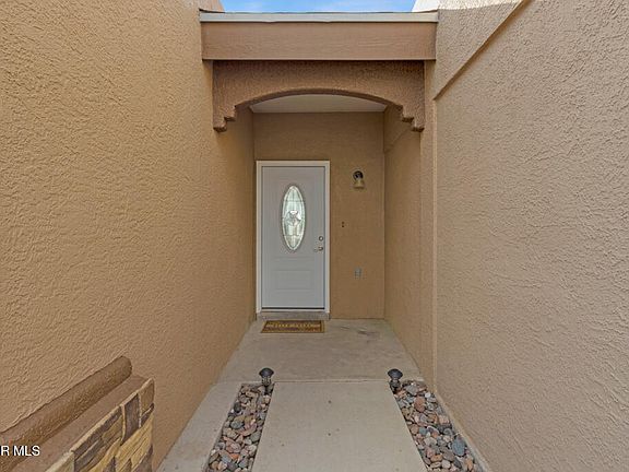 2nd image of 6233 Patria St